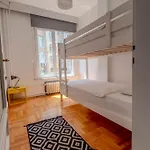 شقة 5-bedroom Bospohurs View - Spaciousness With Balcony & Elevator *
