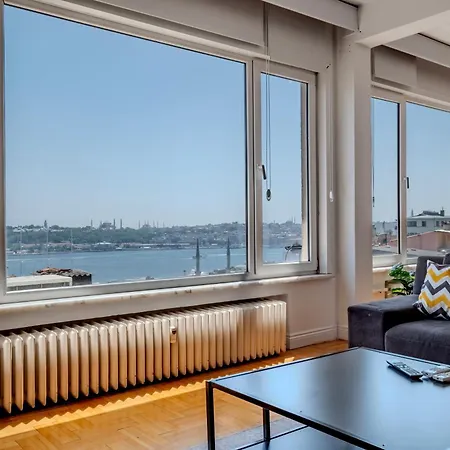 5-bedroom Bospohurs View - Spaciousness With Balcony & Elevator