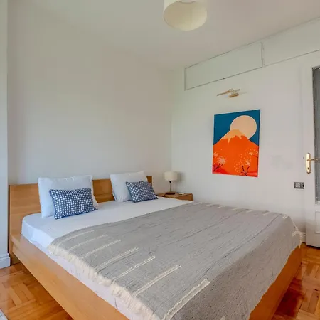 5-bedroom Bospohurs View - Spaciousness With Balcony & Elevator 公寓 *