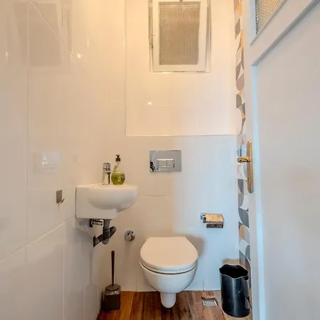 5-bedroom Bospohurs View - Spaciousness With Balcony & Elevator *