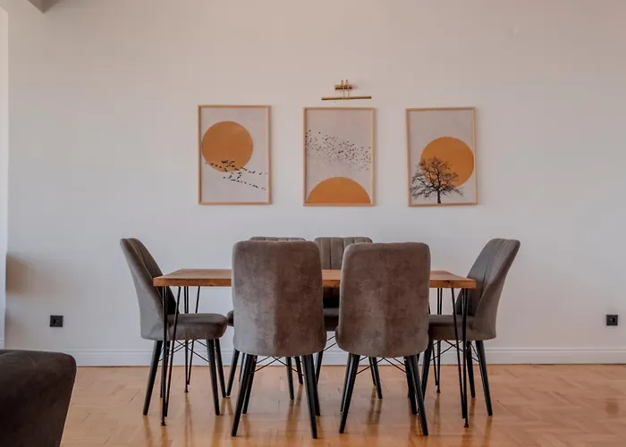 5-bedroom Bospohurs View - Spaciousness With Balcony & Elevator Apartment *