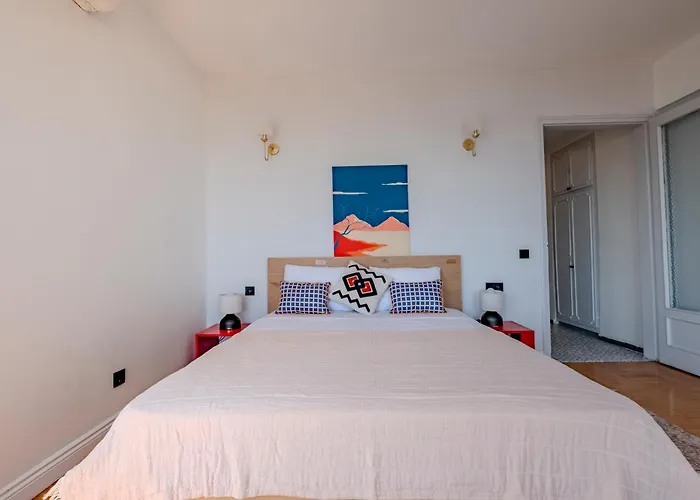 5-bedroom Bospohurs View - Spaciousness With Balcony & Elevator * 伊斯坦布尔